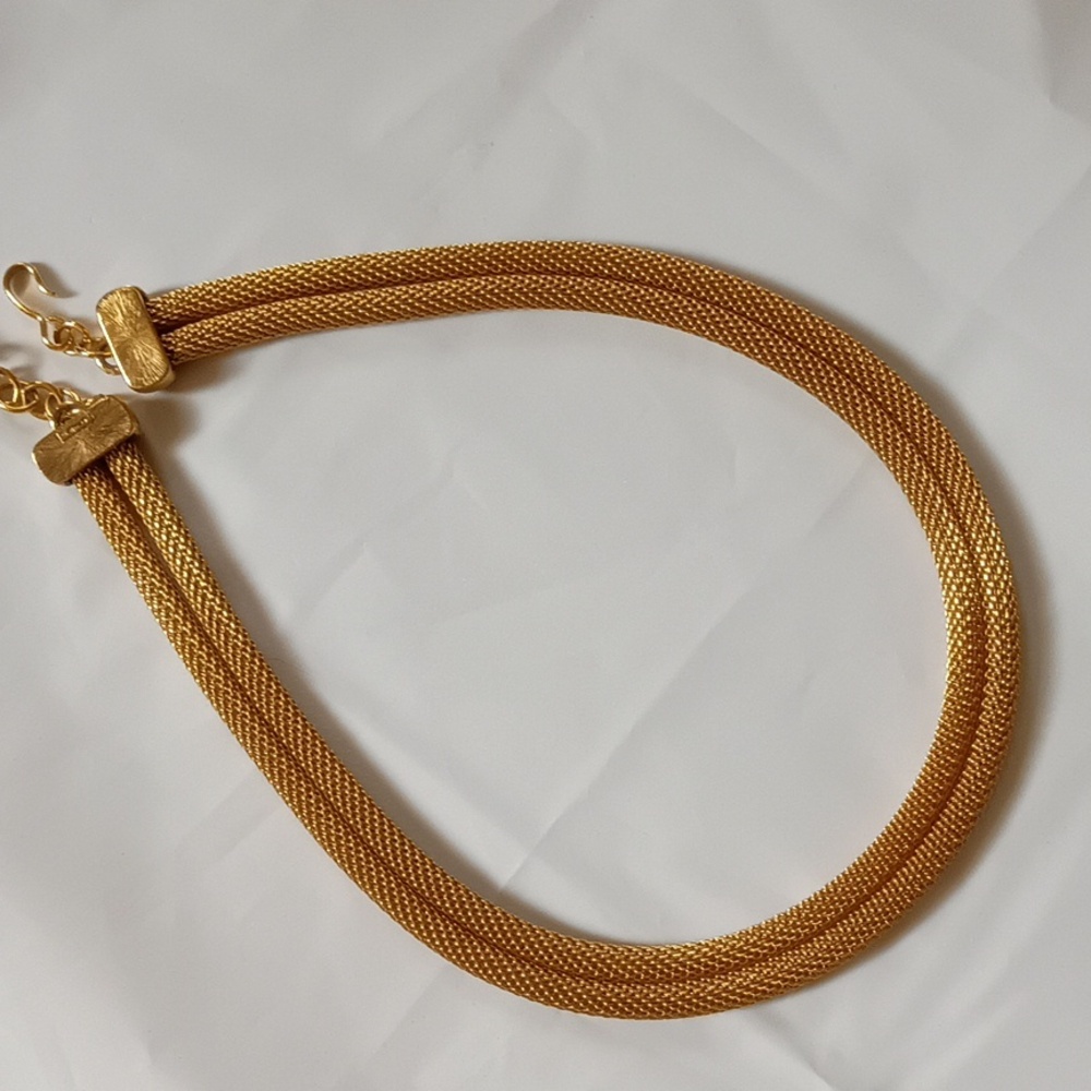 Monet Elegant Snake Mesh Necklace double- Plate Gold Tone. 70s VTG RARE! MINT